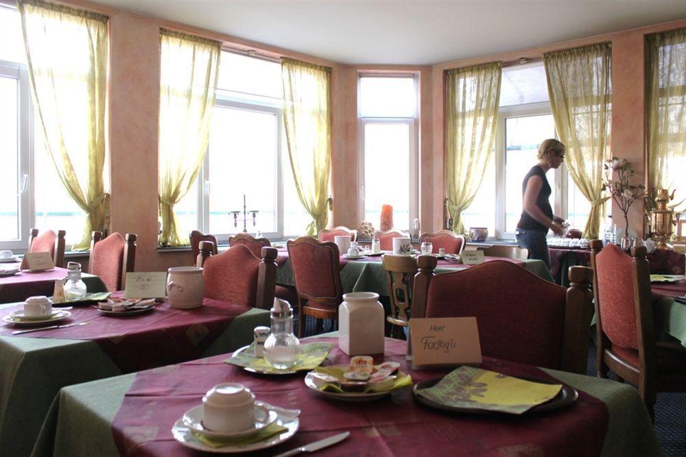 Hotel B&S Waghäusel Buitenkant foto